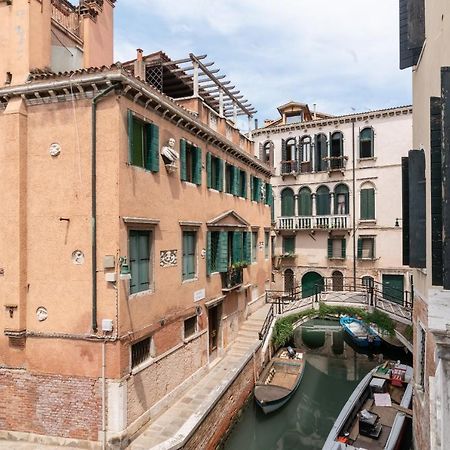 Venice Luxury Apartments Exterior photo